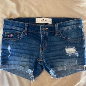 Hollister Jean short